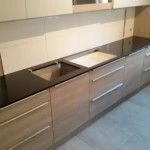 blaty kuchenne z konglomeratu Brilliant Black